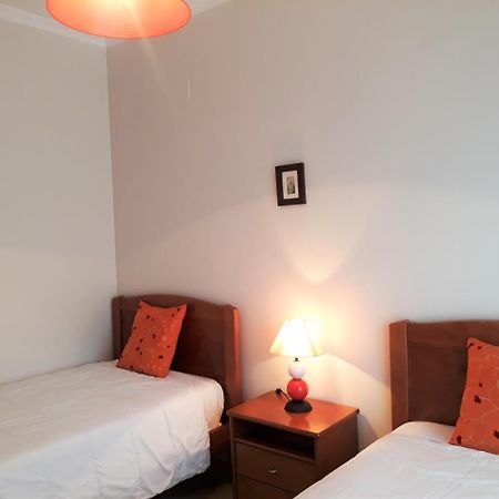 T2 Tahiti - Terraco, Familiar, Garagem, Wifi Appartement Quarteira Buitenkant foto