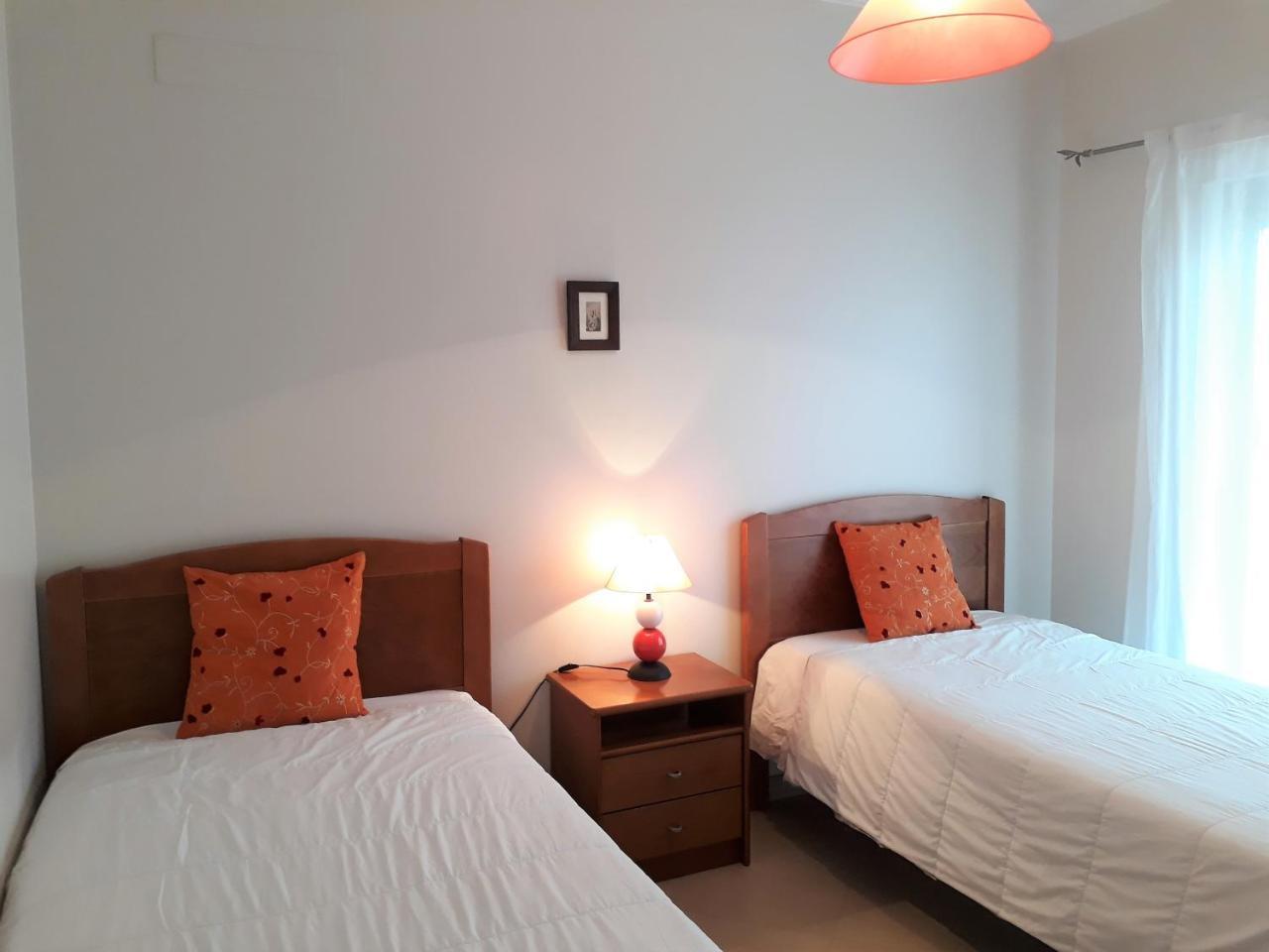 T2 Tahiti - Terraco, Familiar, Garagem, Wifi Appartement Quarteira Buitenkant foto