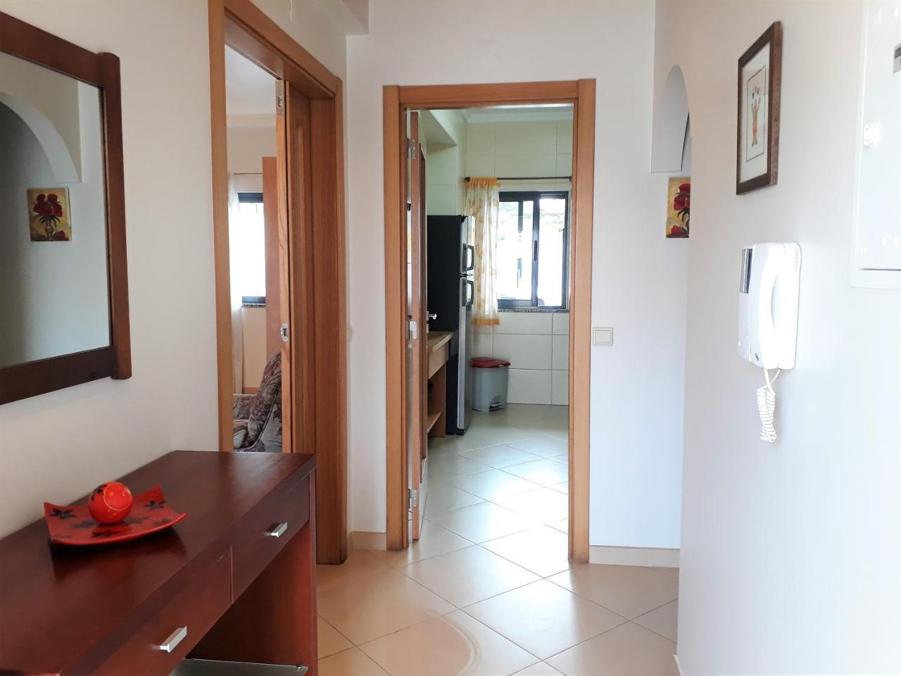 T2 Tahiti - Terraco, Familiar, Garagem, Wifi Appartement Quarteira Buitenkant foto