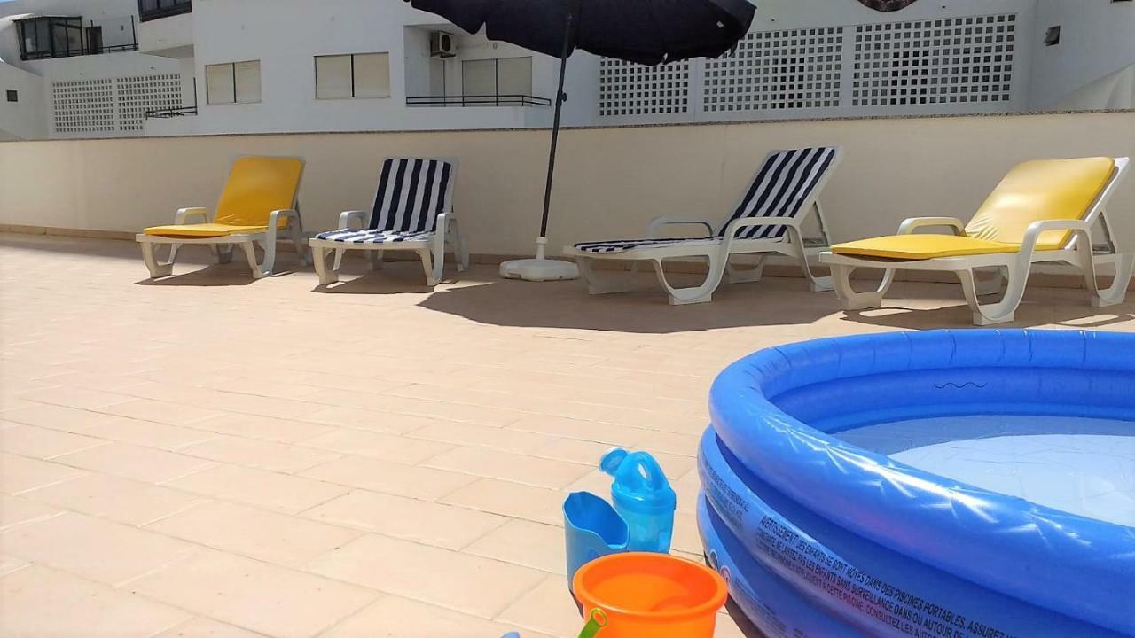 T2 Tahiti - Terraco, Familiar, Garagem, Wifi Appartement Quarteira Buitenkant foto